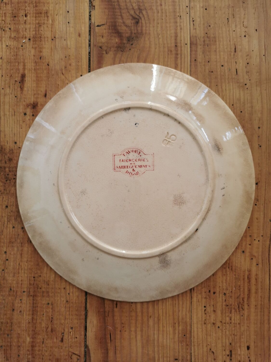 Assiettes anciennes Sarreguemines "Favori"