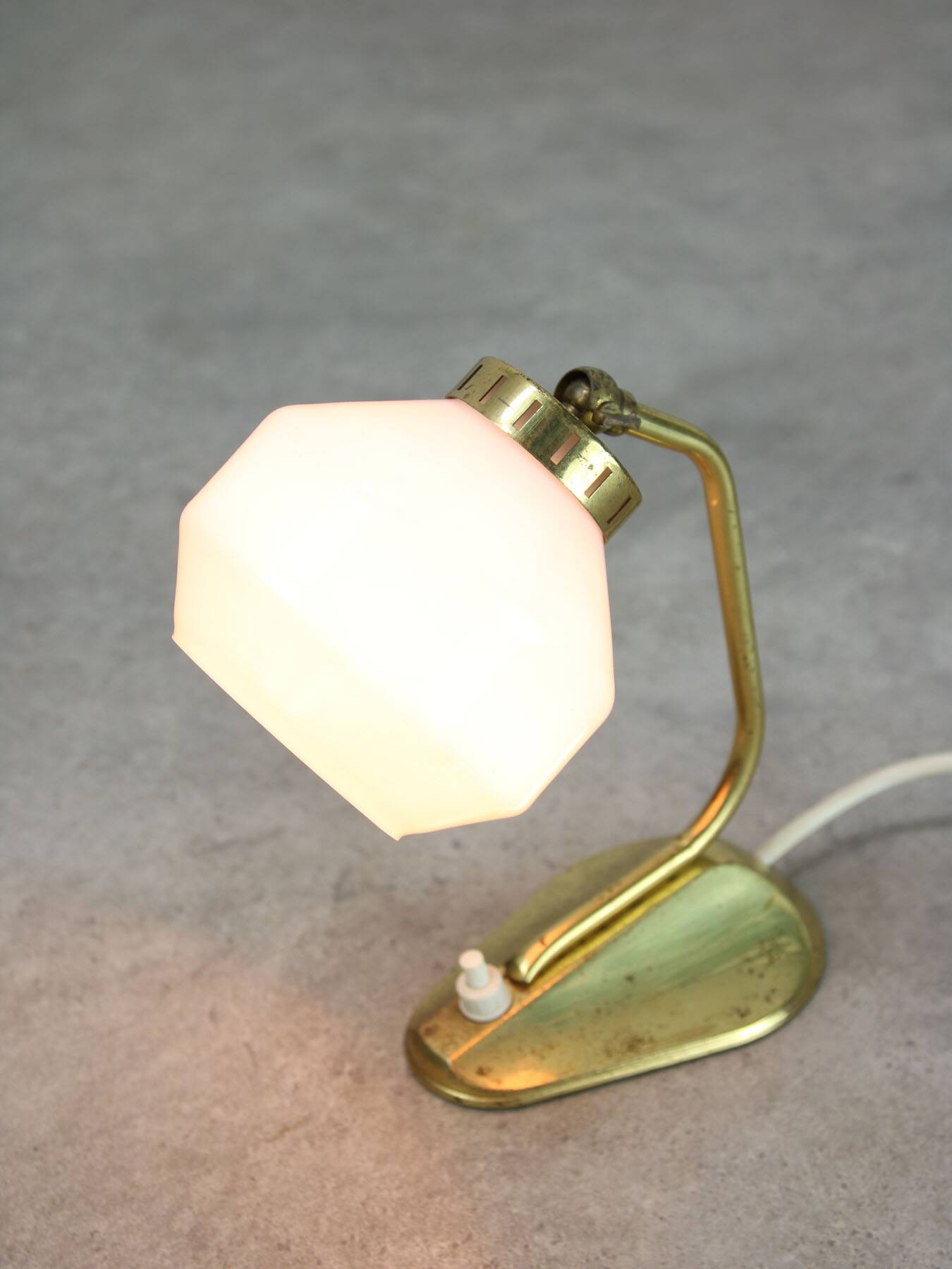 Mid-Century Italian Brass and Opaline Table Lamp
