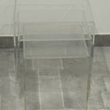 Set of 3 nesting tables in plexiglass.