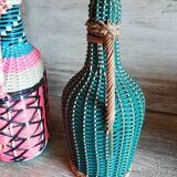 Lot de deux bouteilles scoubidou