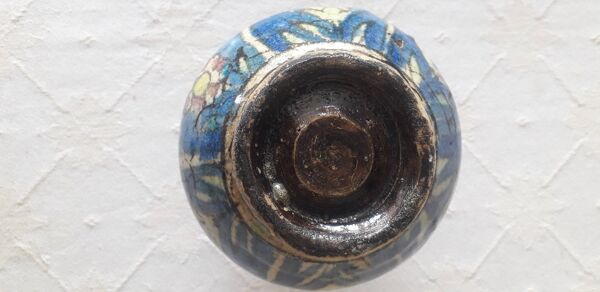 Vase ancien très original