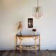Table console d’appoint en rotin avec miroir rose