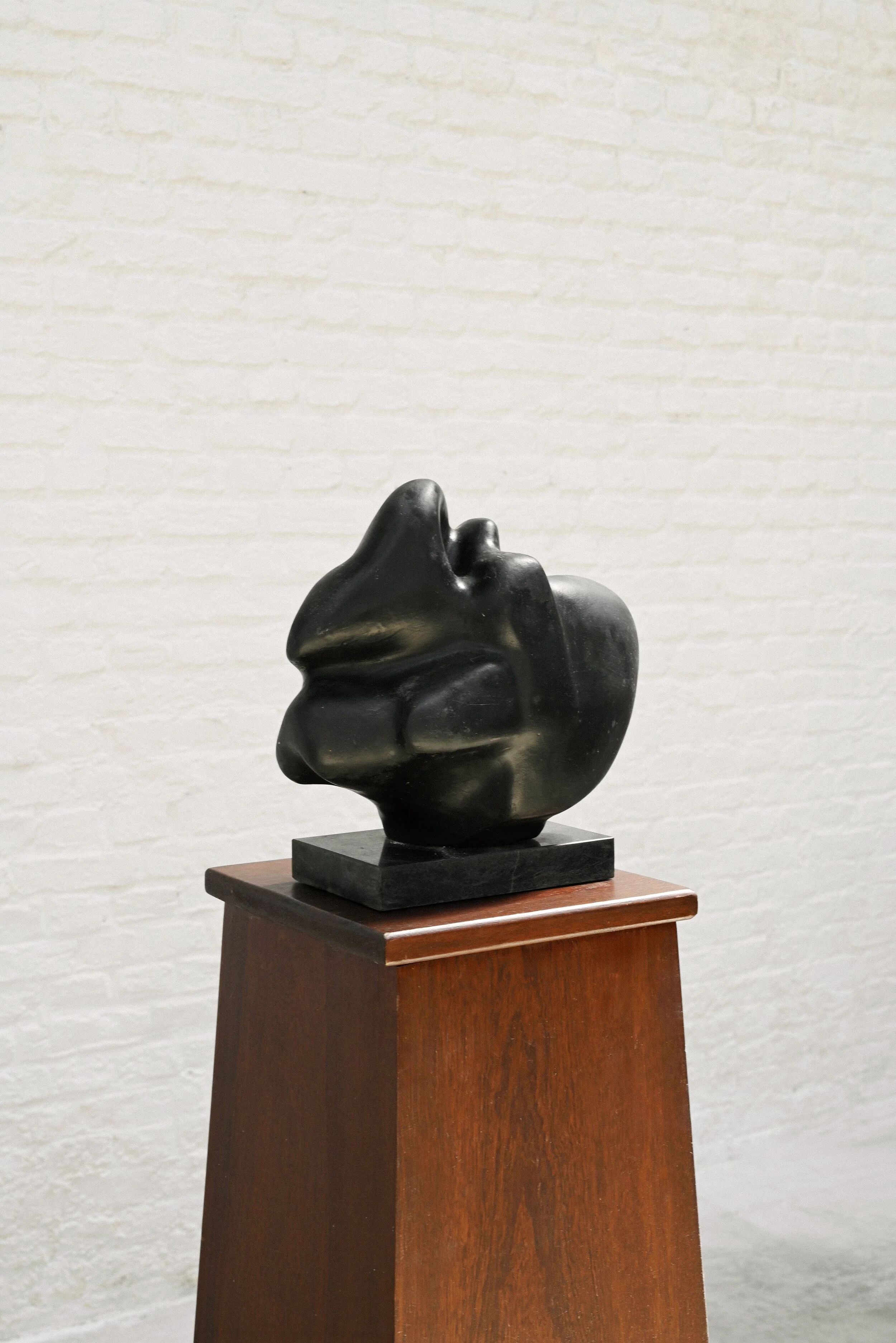 Sculpture abstraite en terre cuite noire, années 1960