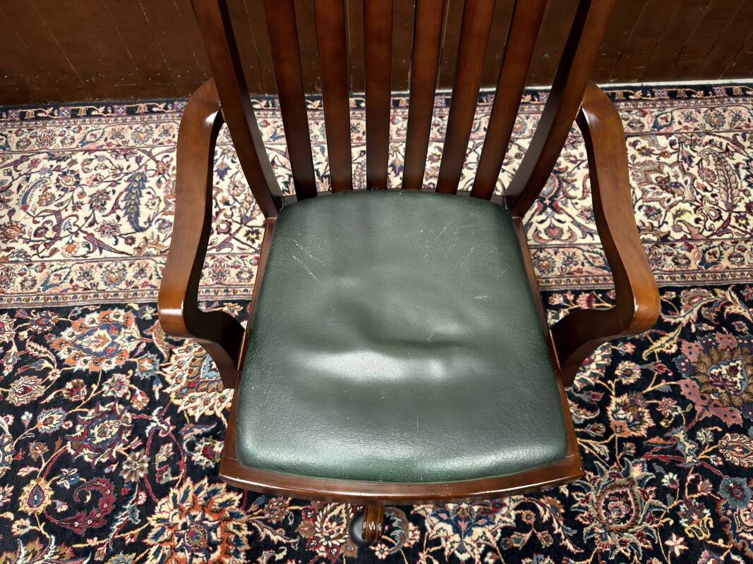 Chaise de bureau classique anglaise