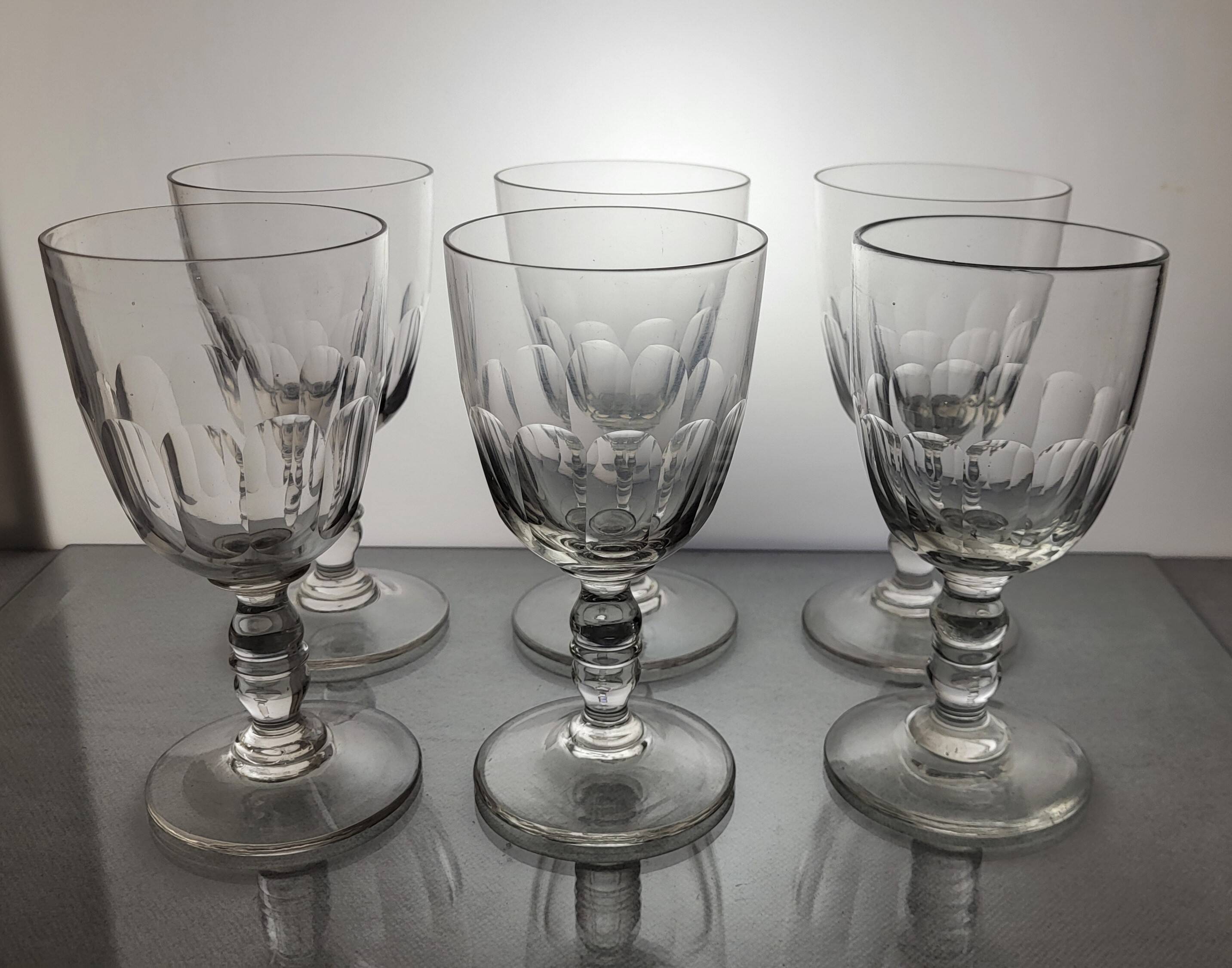 6 water/wine glasses Gondola model 19th century Gondola shape Flat ribs
