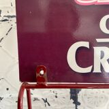 Former crown coffee display