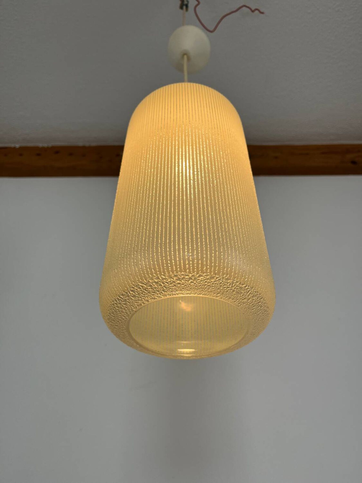 Suspension opaline vintage années 50