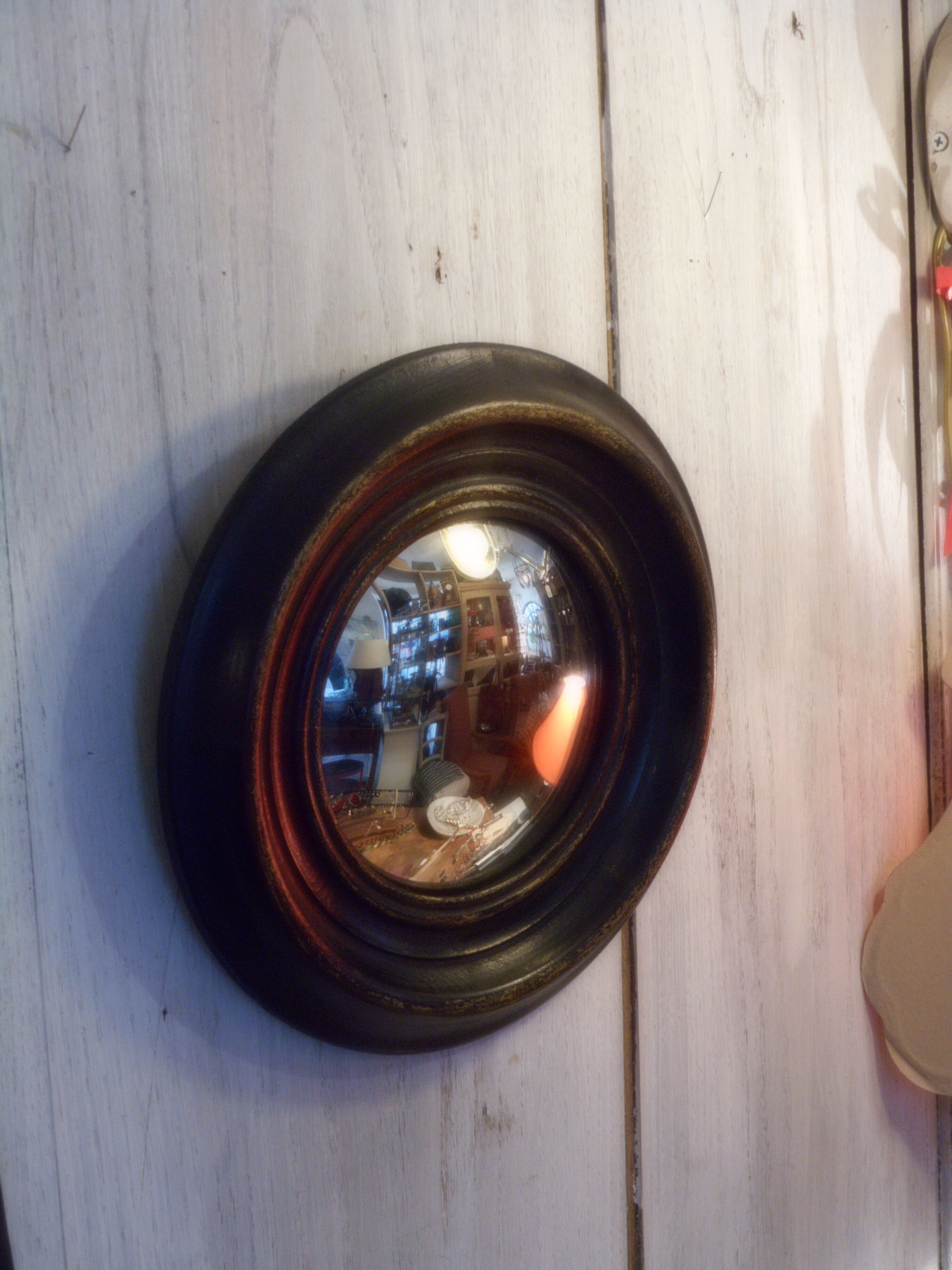 Mirrors bulging or witch 27x27cm