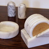Set of table accessories in Carrara marble