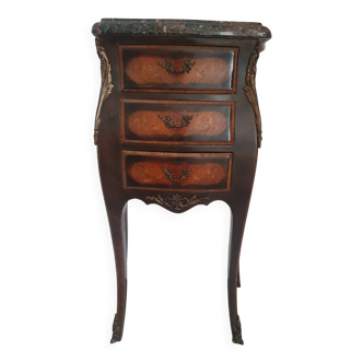 Chevet ancien marqueté, plateau en marbre
