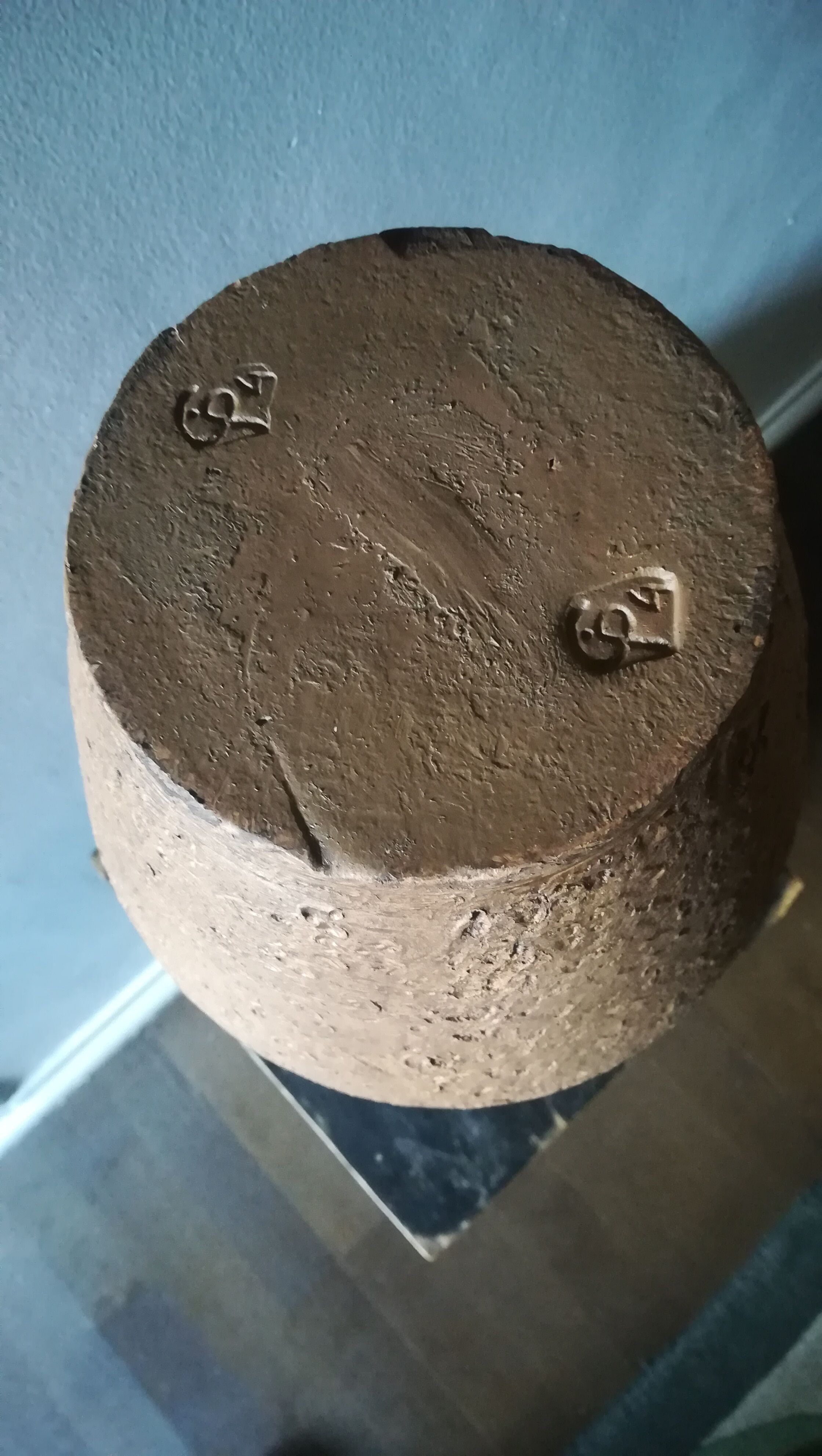 R & M of Valencia, the barn at the potters, vase with 2 handles.