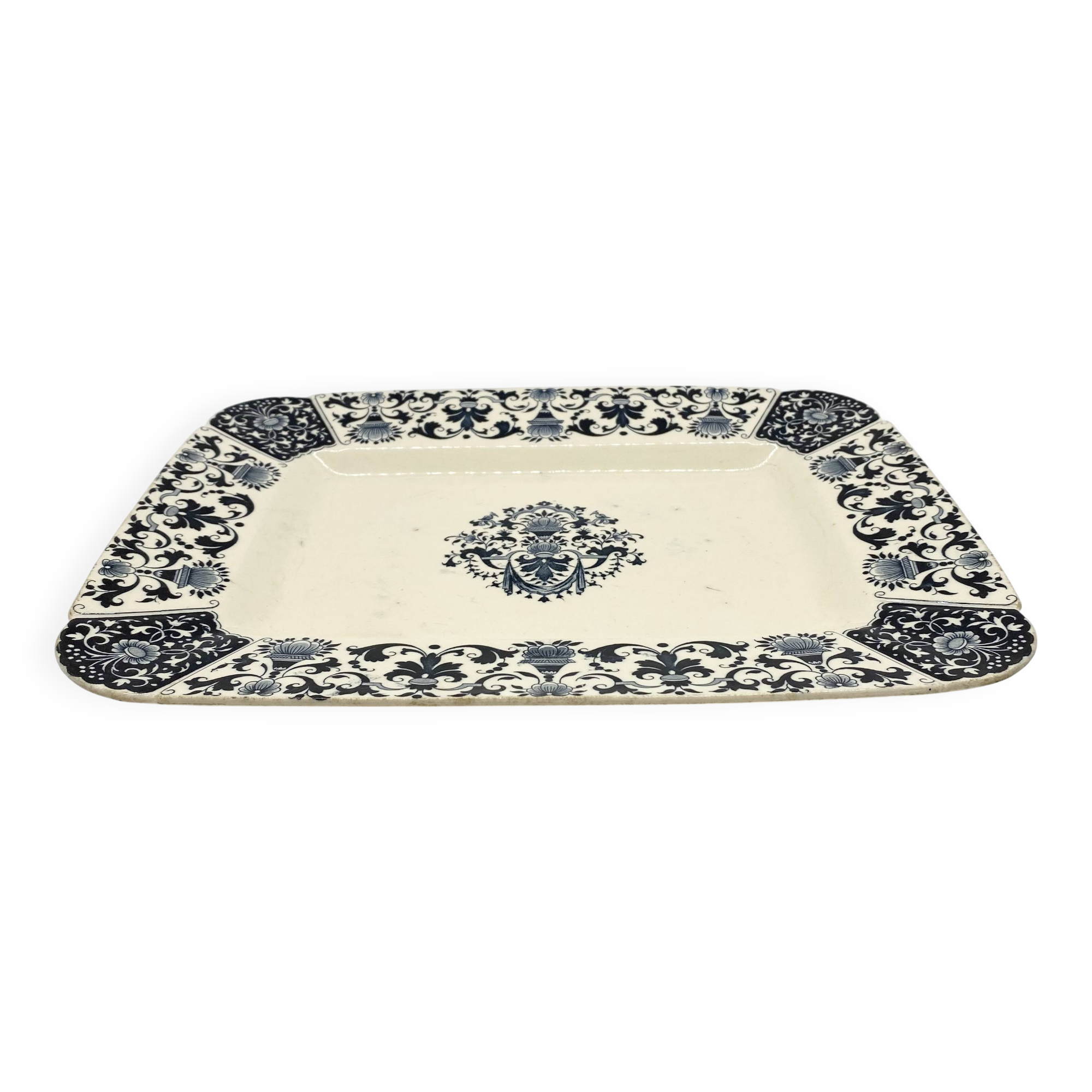 Gien earthenware dish "Terre de Fer", "Ibis" service, 1876