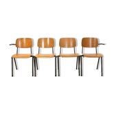 Banc d'école composé de 4 chaises empilables en contreplaqué industriel par Marko Holland