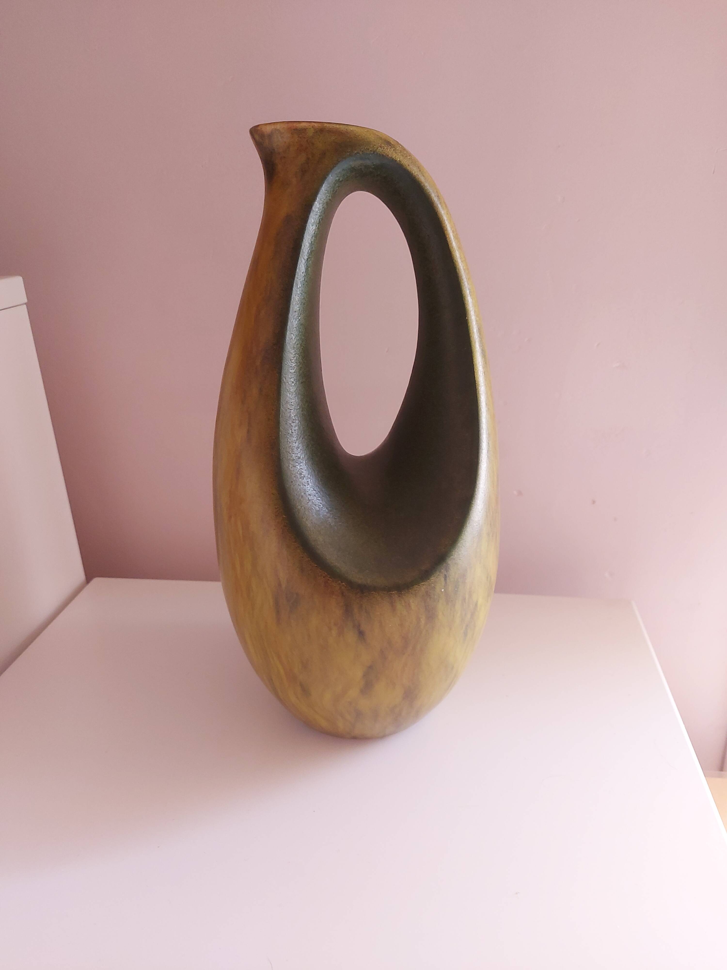 St Clement ceramic vase