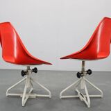 1960s Miroslav Navratil Set of Eight Fiberglass Chairs for Vertex, Czechosl