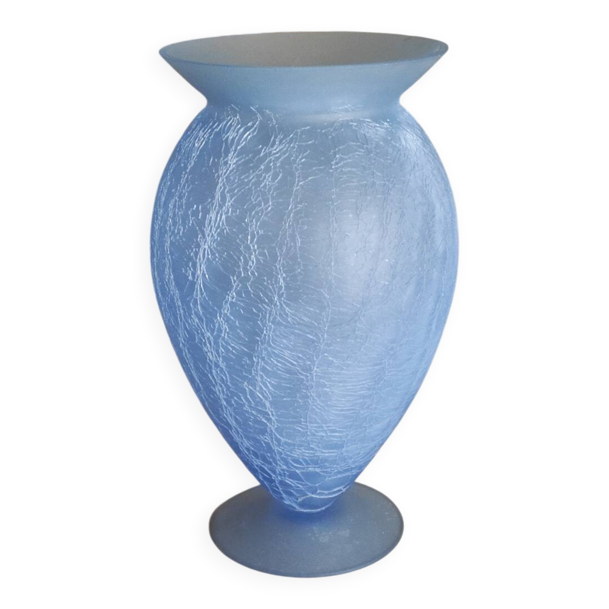Cracked glass vase