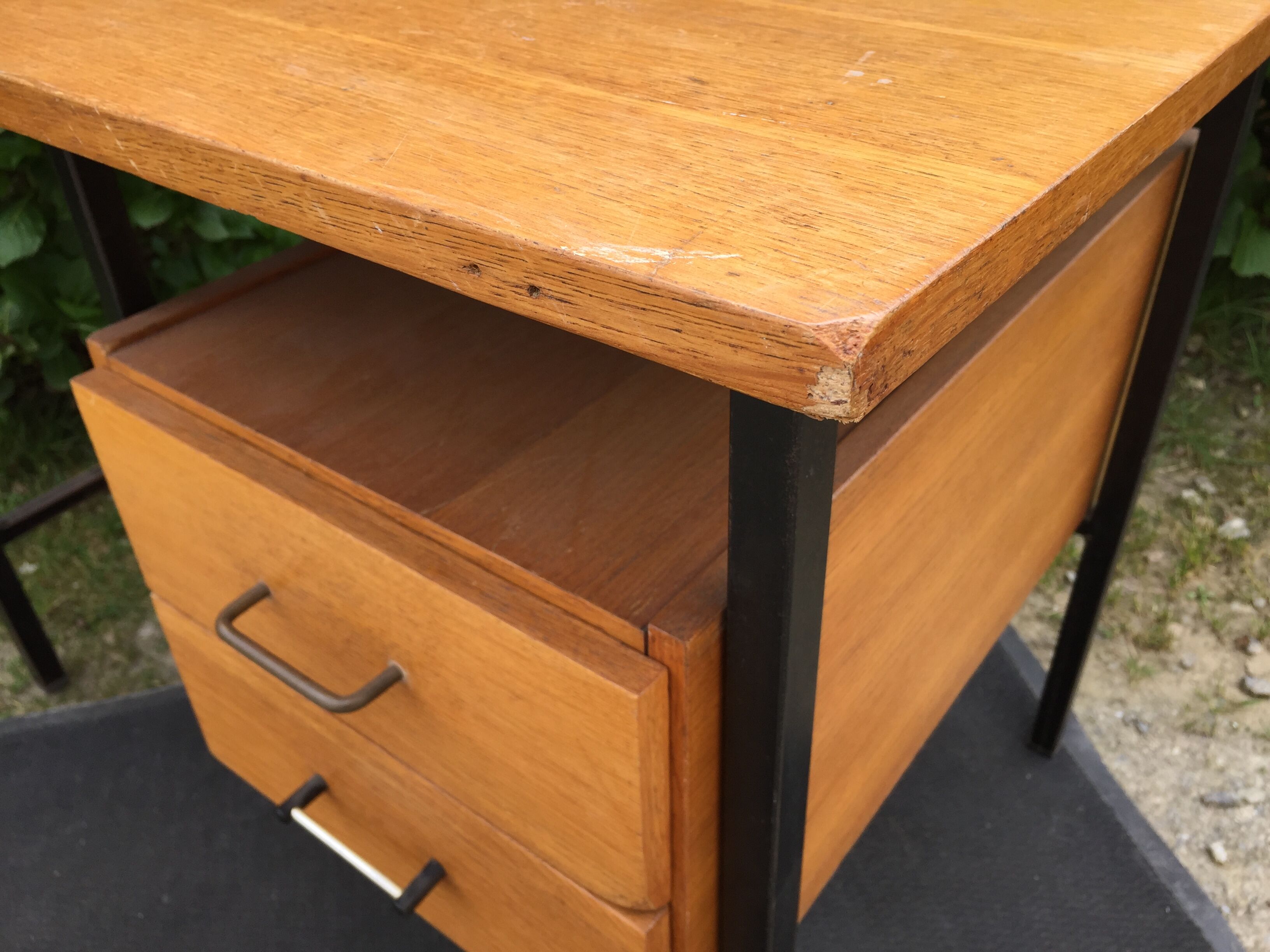 Vintage modernist office in oak and metal tubular base