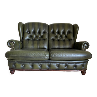 Classic English-style leather sofa with footrest