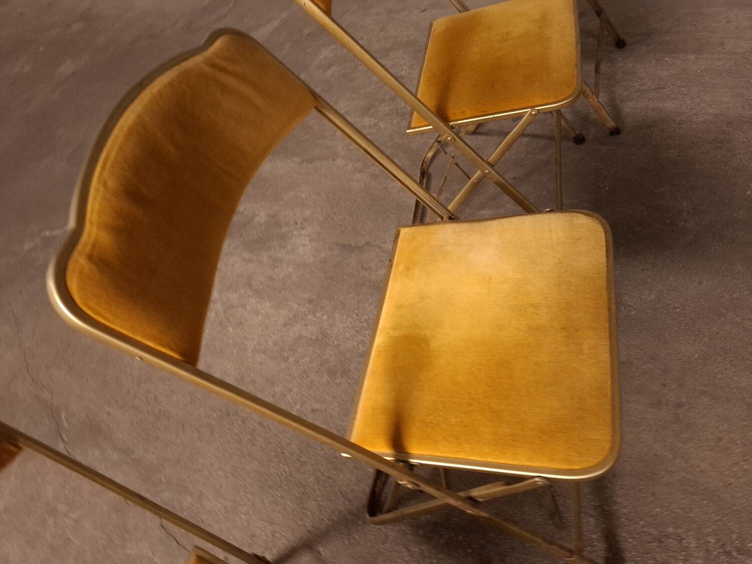 6 vintage opera folding chairs
