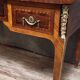 Bureau de centre style Louis XV en marqueterie