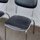 Paire de chaises vintage skaï et chrome