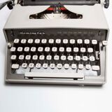 Typewriter Remington Monarch