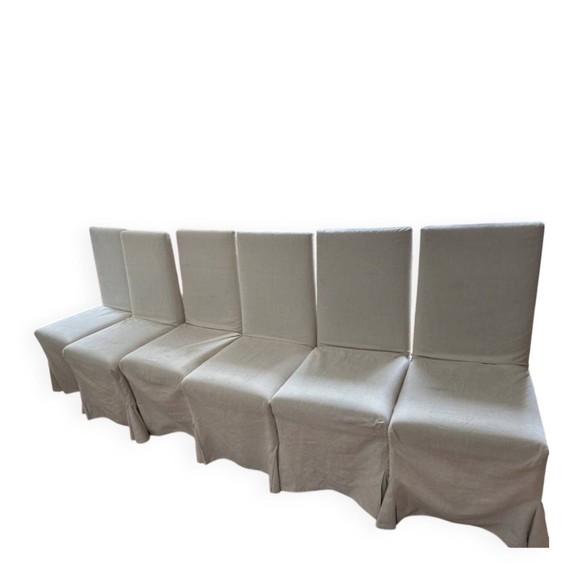 Set of 6 Maxalto chairs with covers.