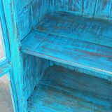 Armoire vitrée en bois ancien bleu