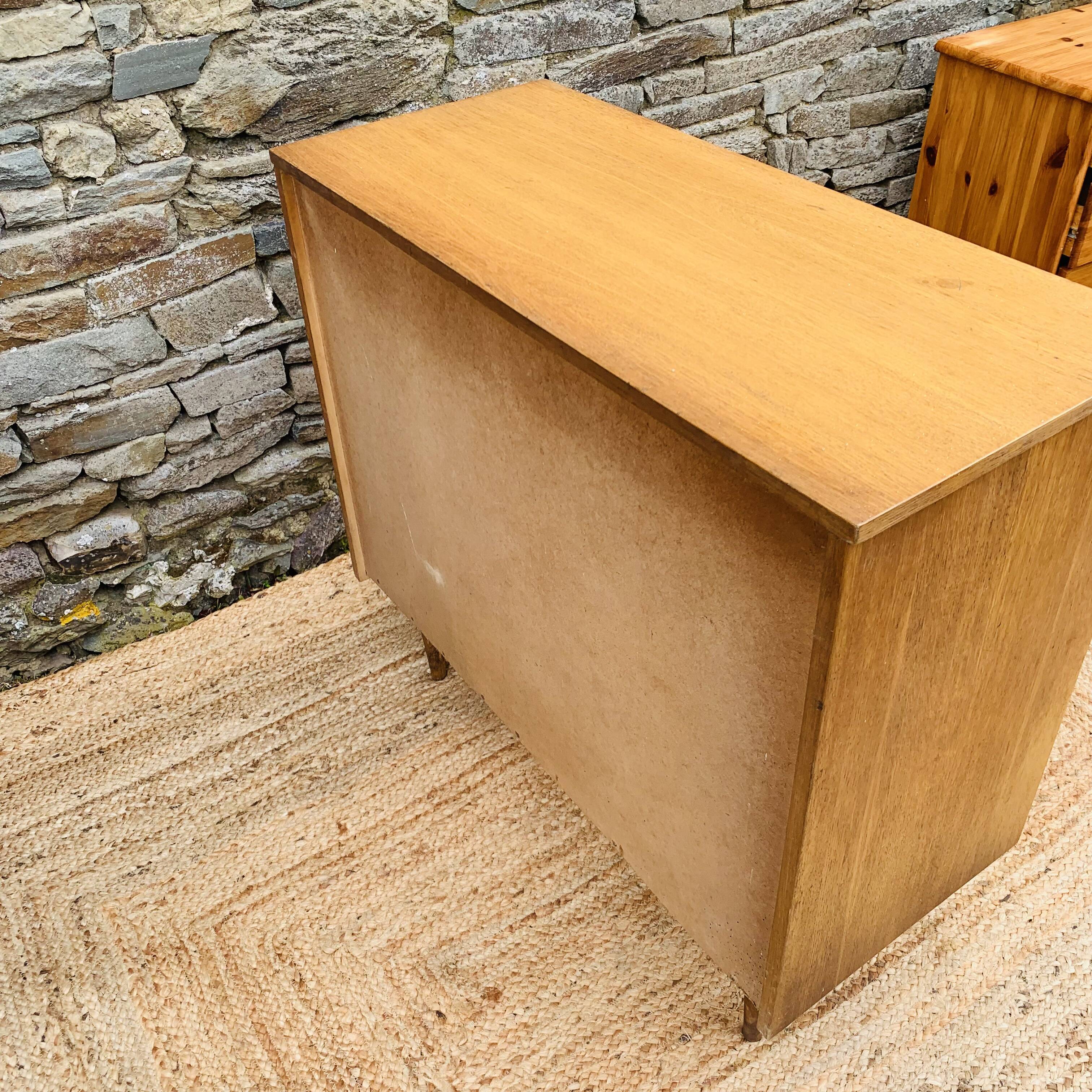 Vintage chest of drawers 4 drawers