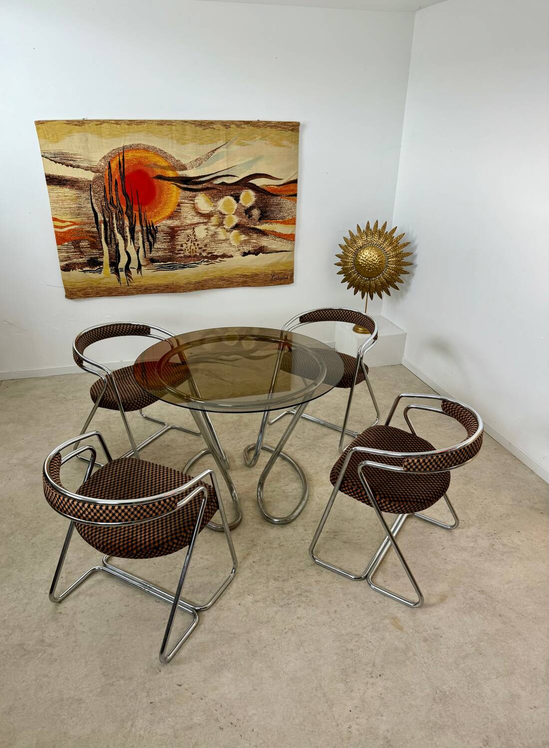 Set of 4 chrome tubular chairs Italian design from the 70s vintage fabric and metal