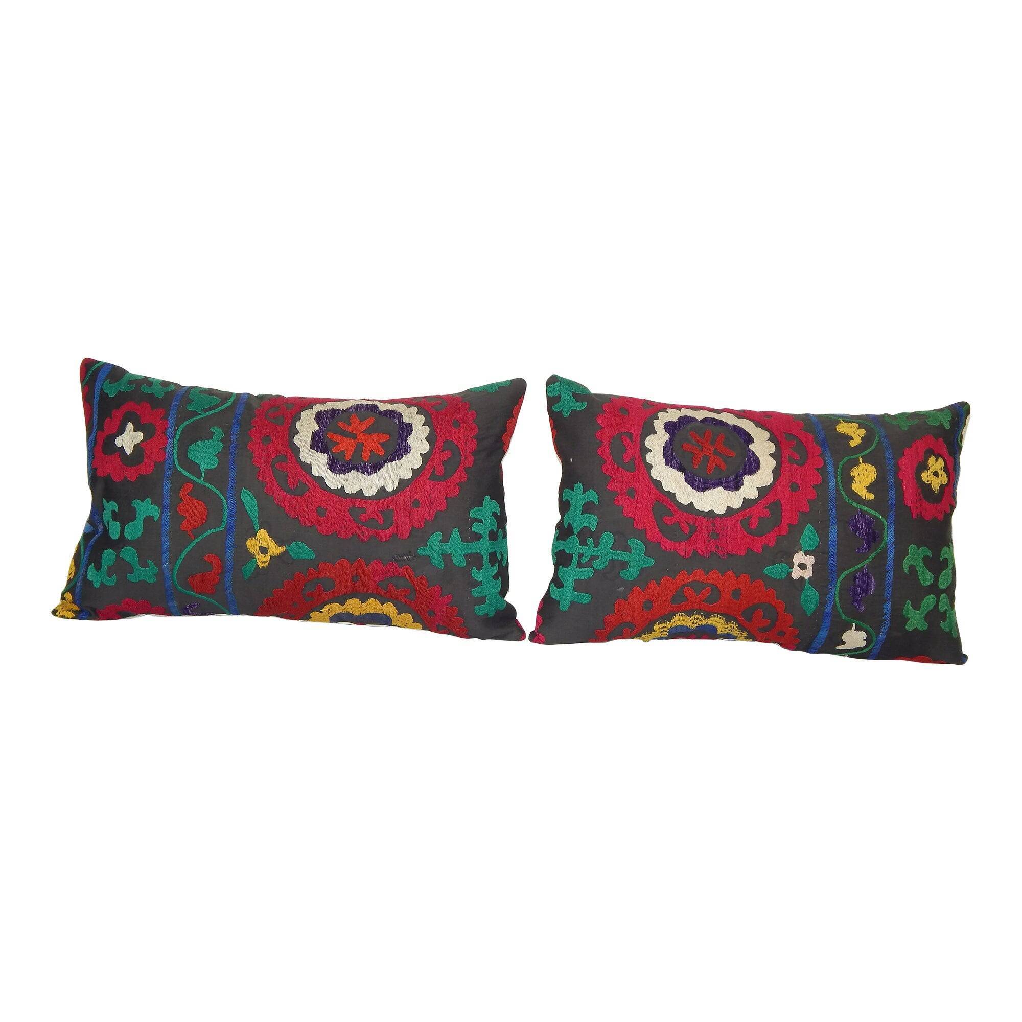 Set of 2 vintage embroidered cushion covers 41x61 cm