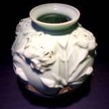 1930s-1940s vase in green opaline with floral decoration