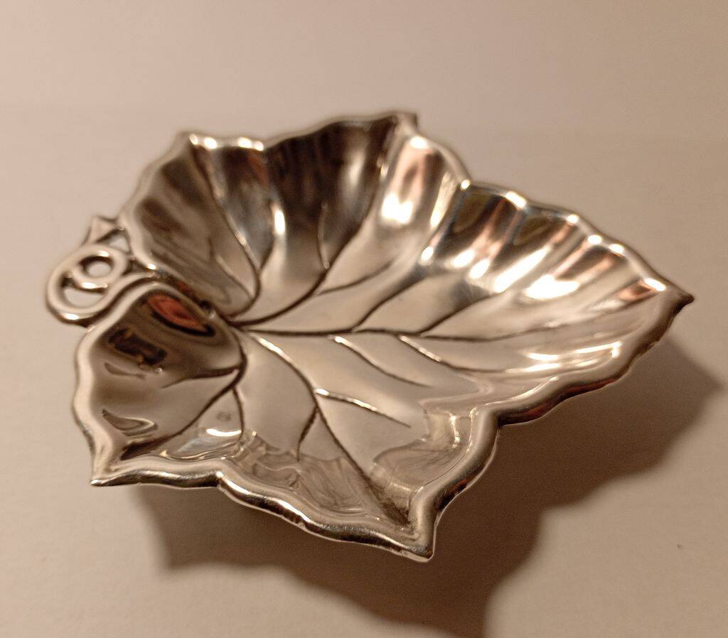 Sterling Silver Vine Leaf Footed Dish Topazio Portugal