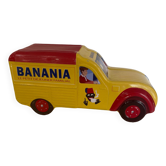 Voiture publicitaire banania