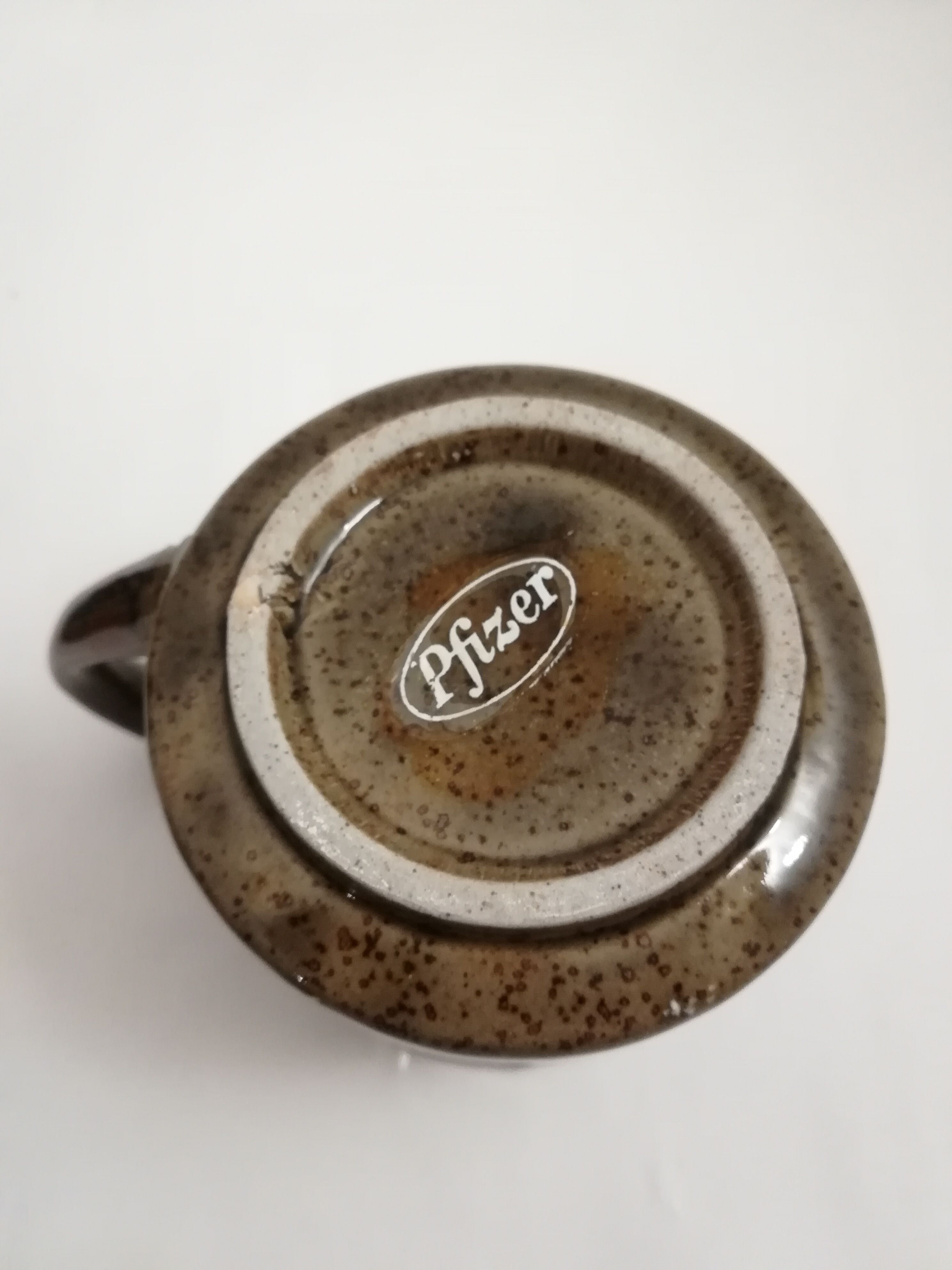Lot of 4 vintage mugs