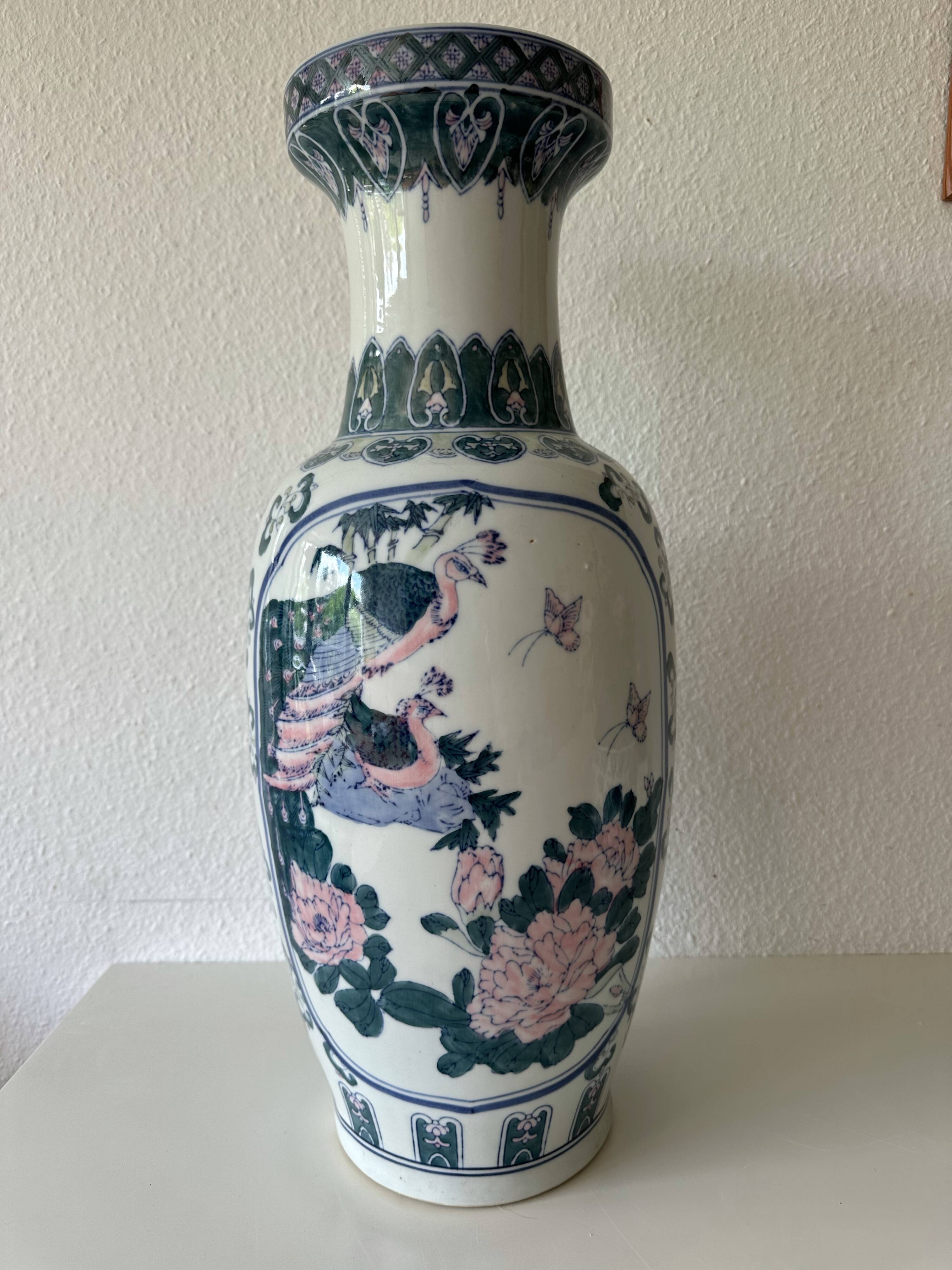 Chinese porcelain vase