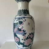 Chinese porcelain vase