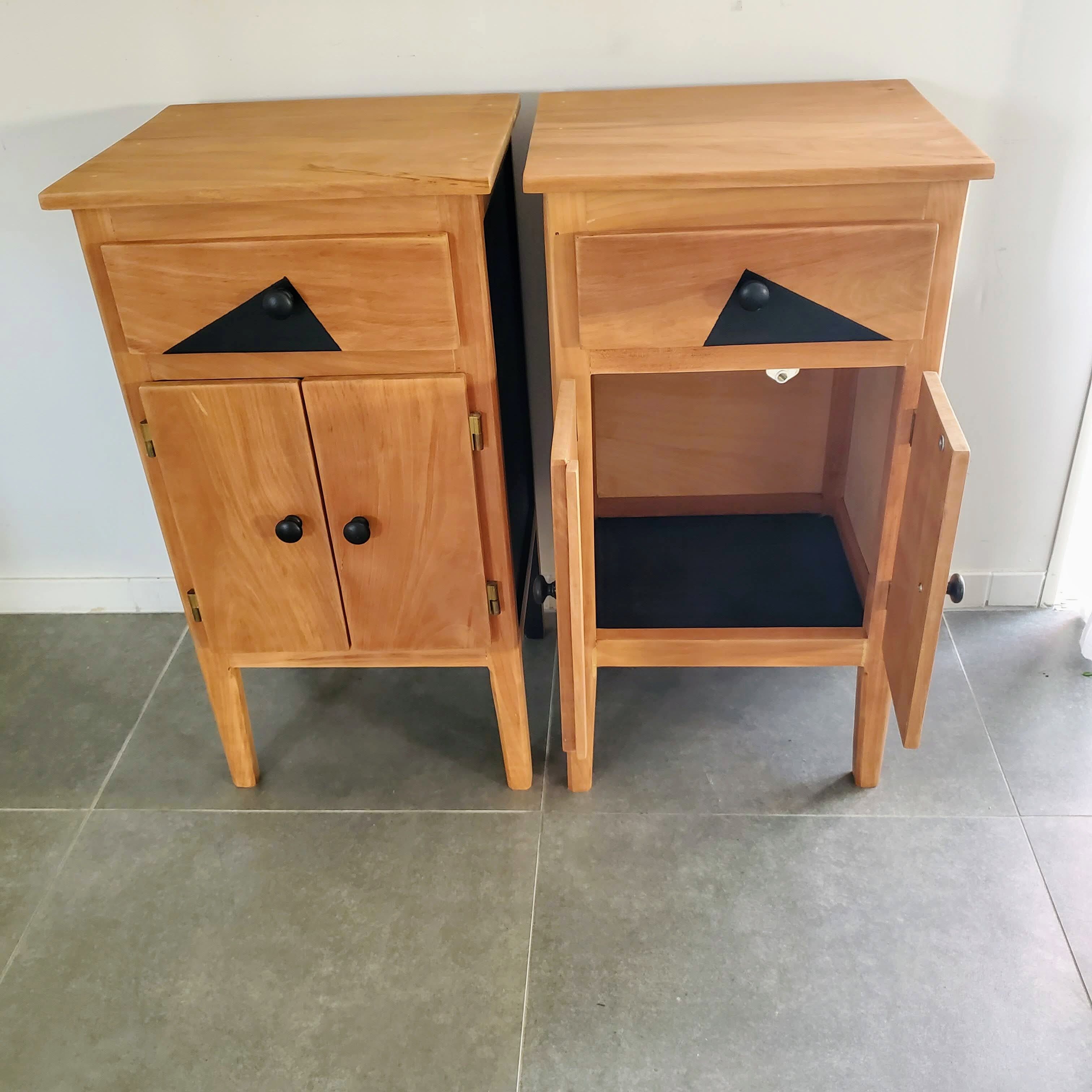 Lot de 2 chevets bois et patine
