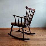 Chaise berçante par Børge Mogensen