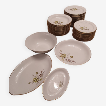 Vierzon porcelain table service