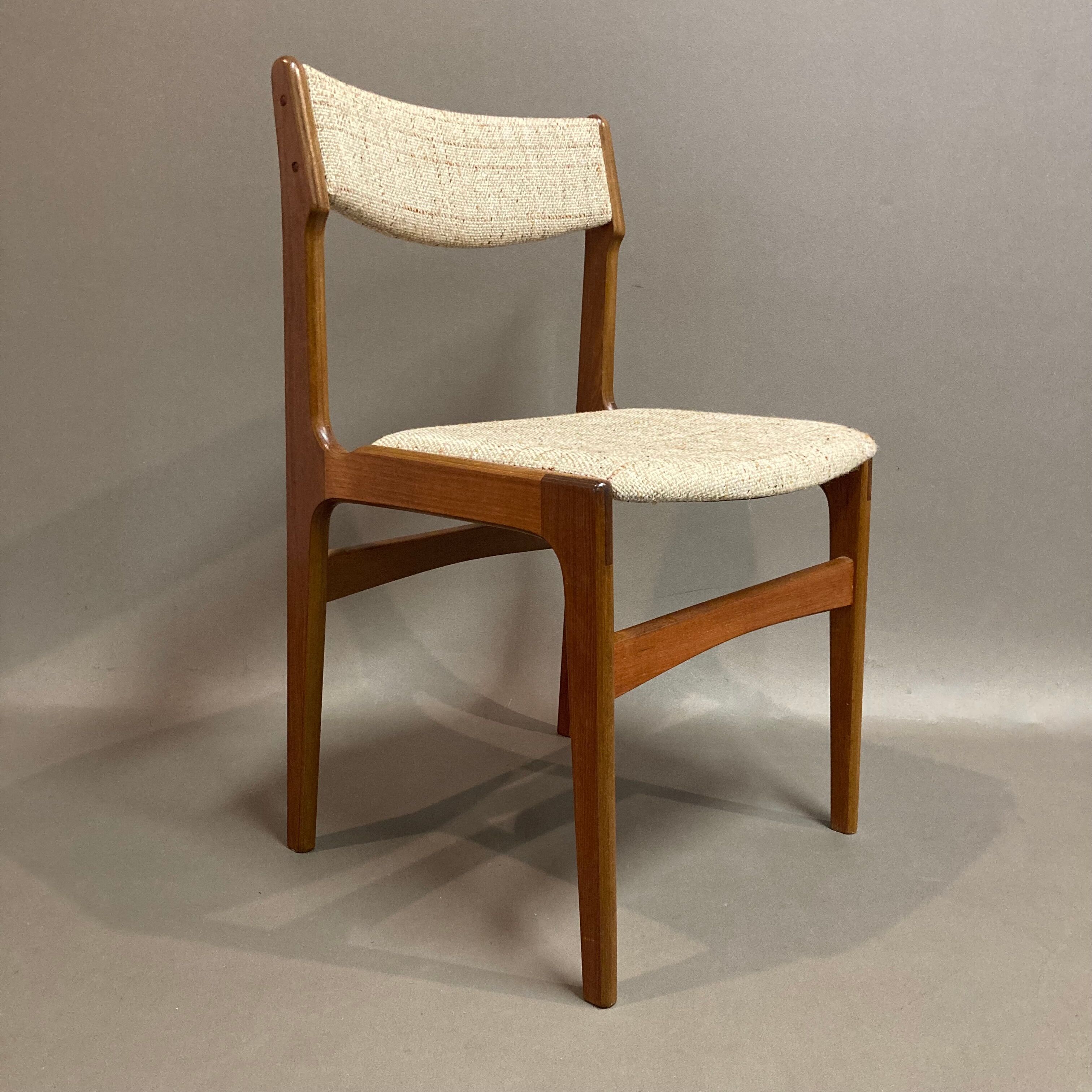 Pair of chairs "Scandinavian design" 1950.