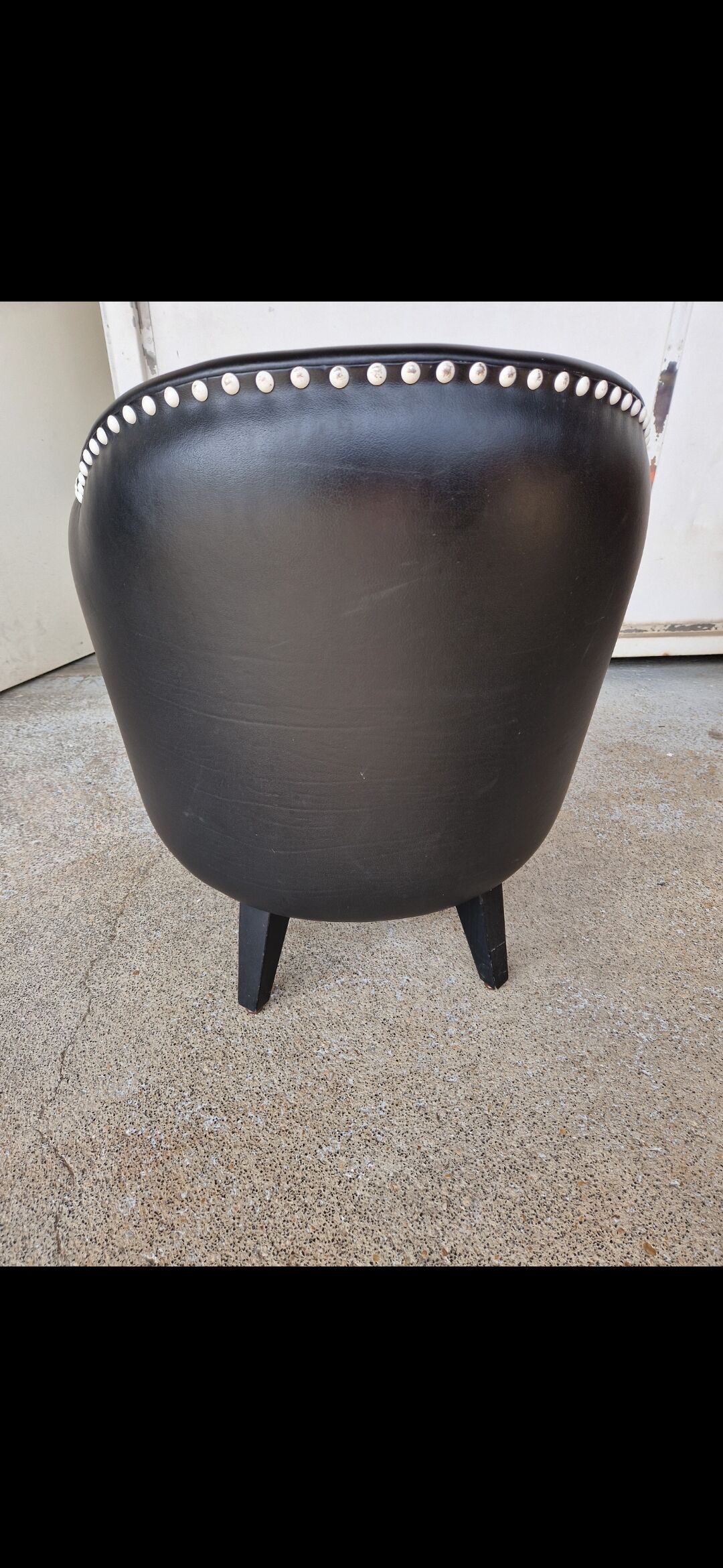 Pair of armchairs in imitation leather