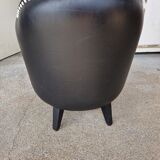 Pair of armchairs in imitation leather