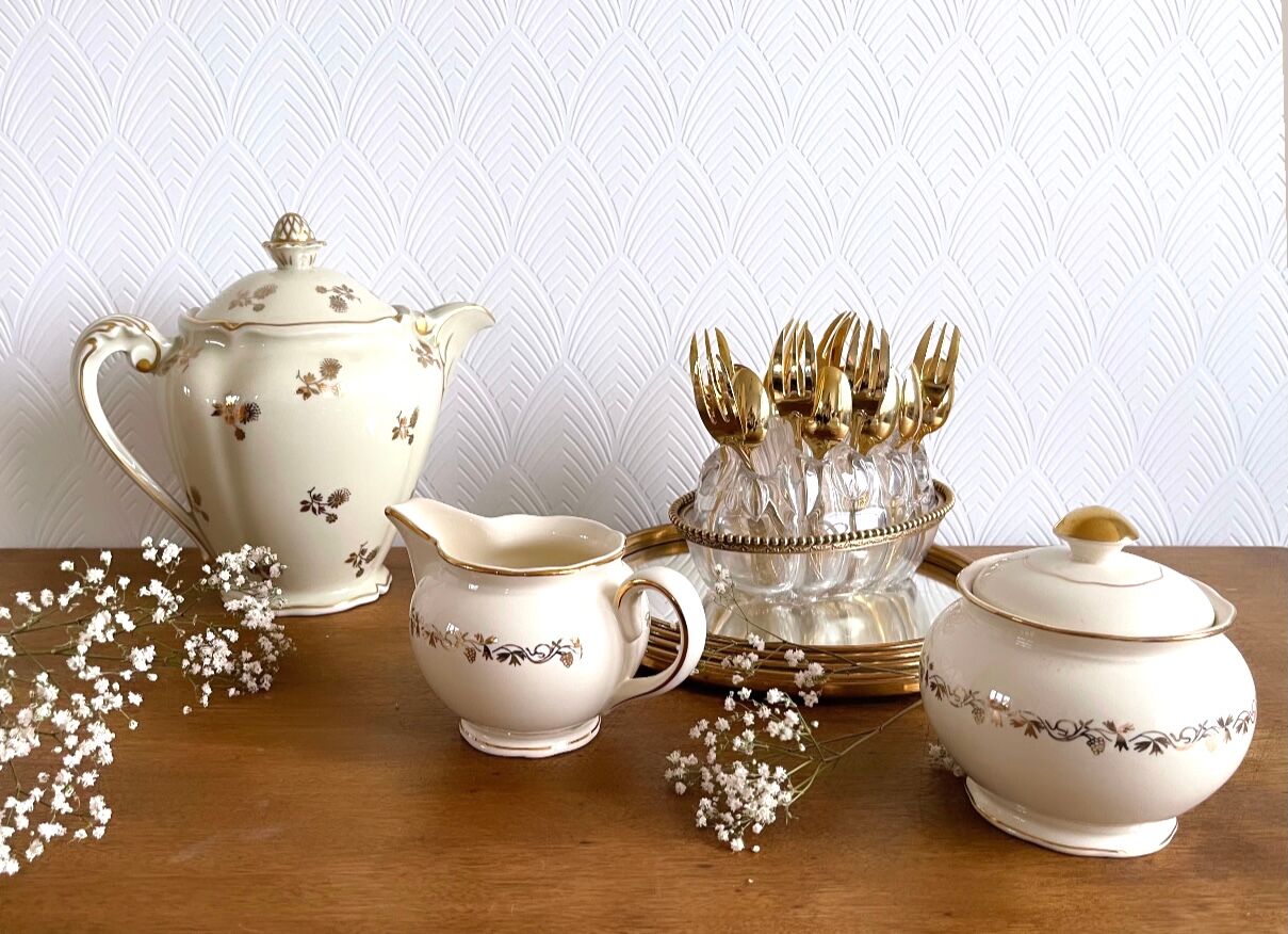 Old royal factory coffee maker