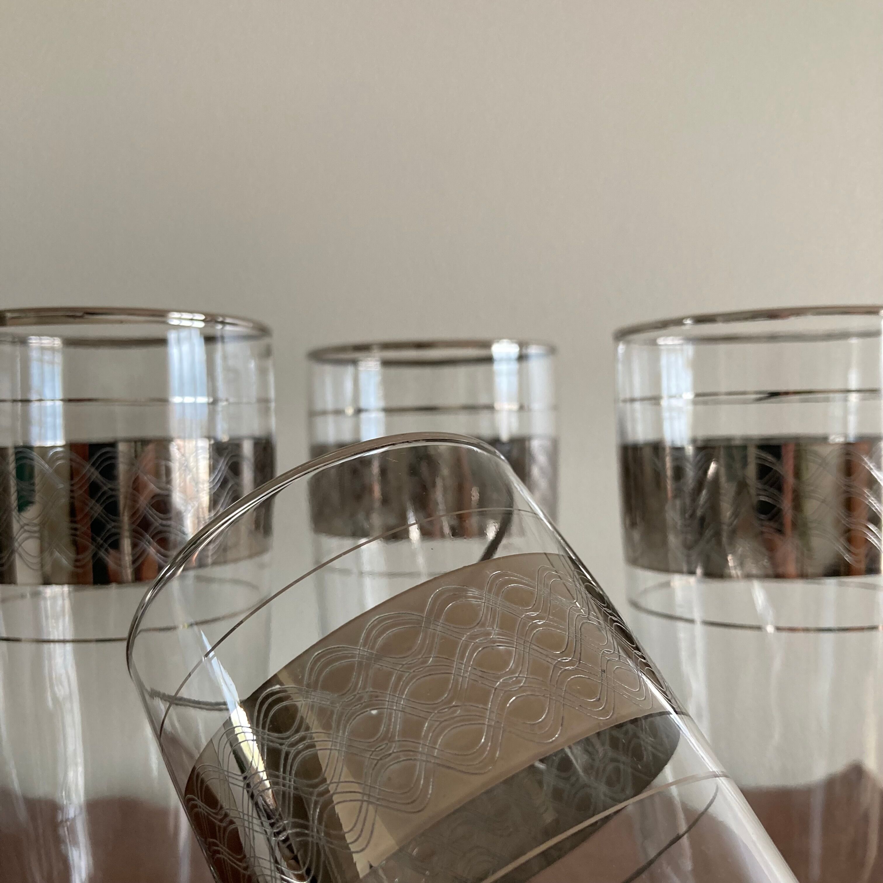 4 glasses with orangeade silver décor