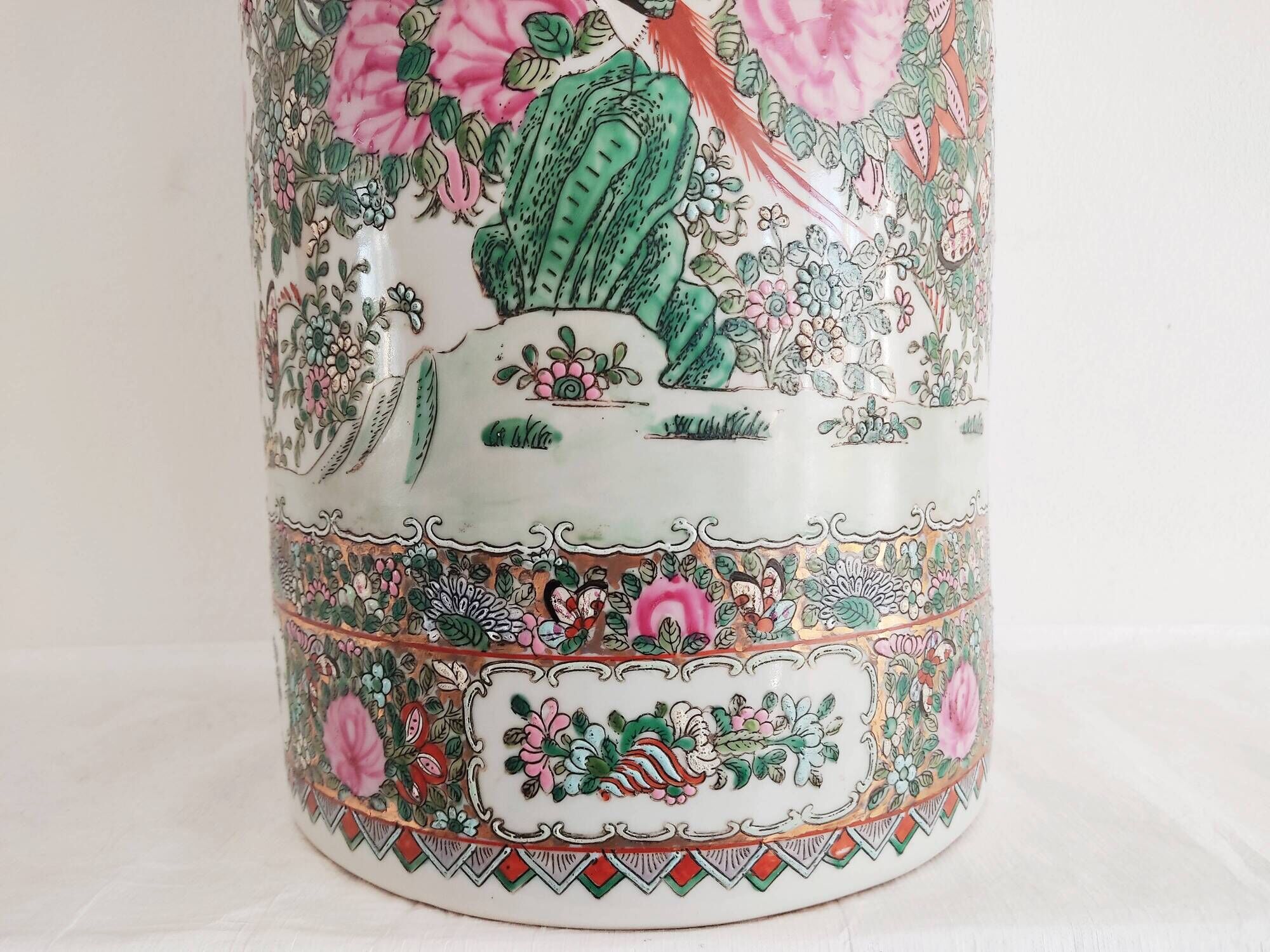 Vase rouleau de 47 cm en porcelaine de Canton Chine