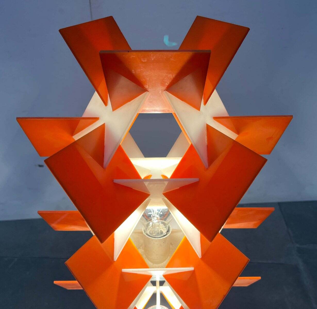 Lampadaire acrylique allemand style espace milieu du siècle, années 1960