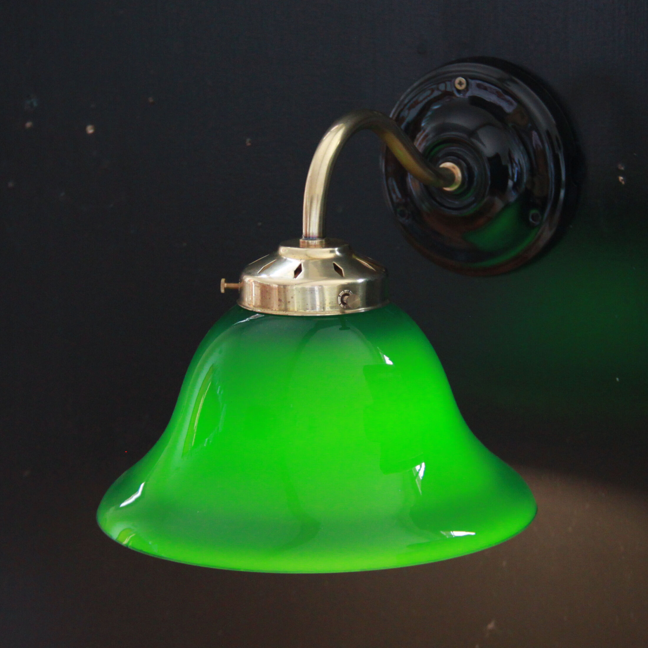Opaline green porcelain and brass wall lamp
