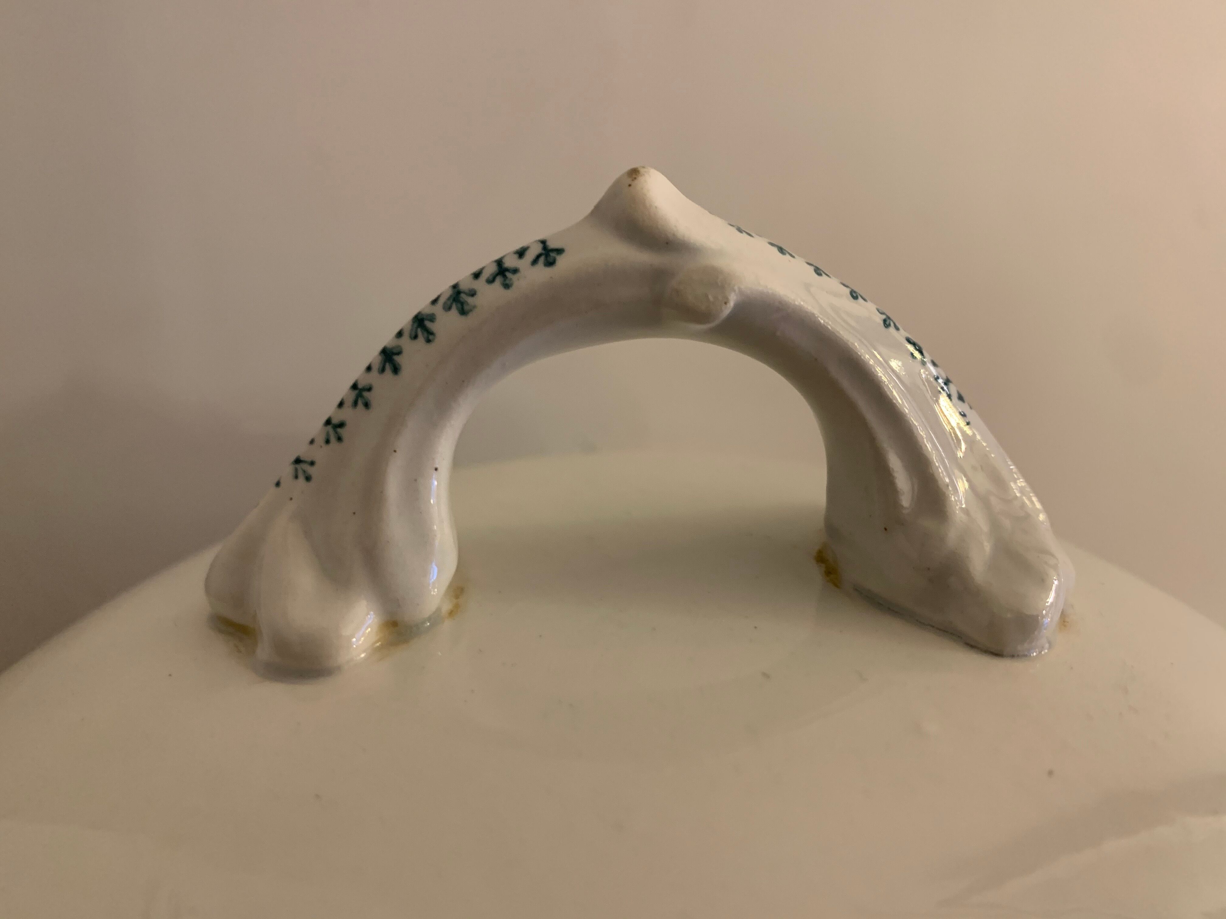 Soupière Saint Amand 1930s