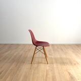 DSW chair by Charles & Ray Eames, Vitra
